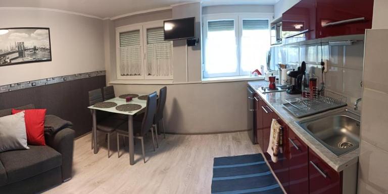 Angi Apartman- nagyszerű elhelyezkedés, vendégközpontú szálláshely-szolgáltatás Harkány Exterior foto