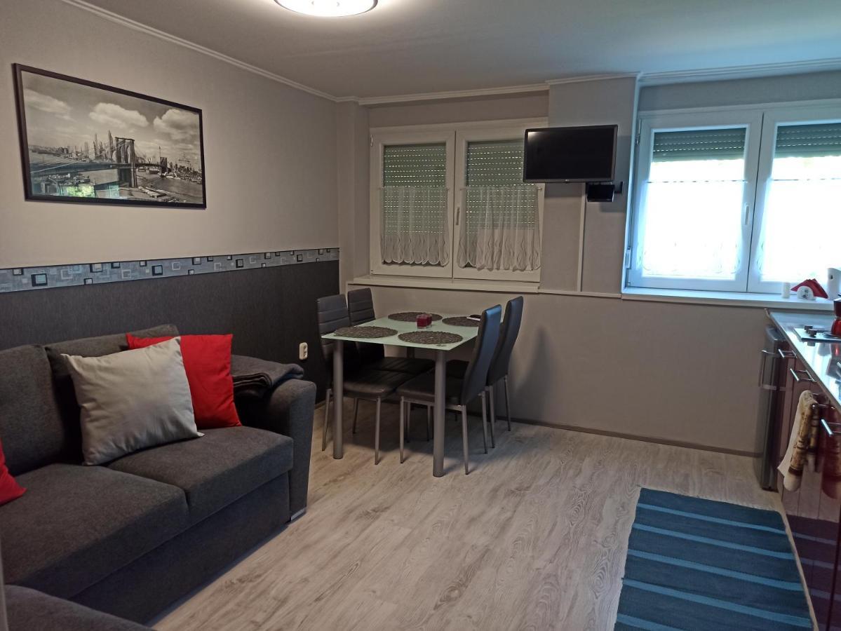 Angi Apartman- nagyszerű elhelyezkedés, vendégközpontú szálláshely-szolgáltatás Harkány Exterior foto